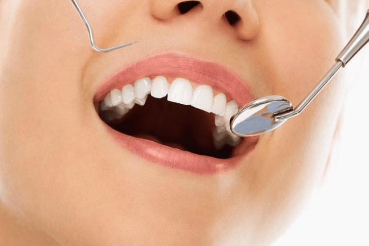 Язвы во рту (афты): симптомы, причины и лечение