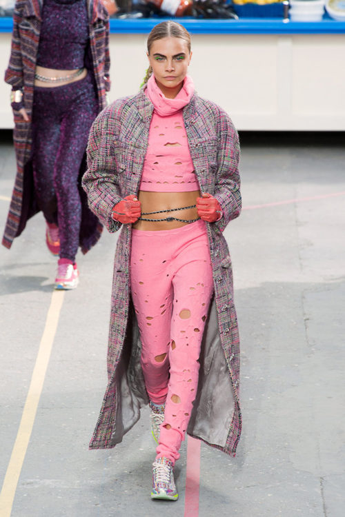 10 chanel fall 2014 runway pink holey sweatpants top tweed jacket